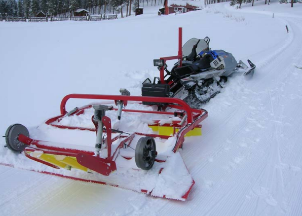 how-to-get-your-snow-groomer-unstuck-from-snow-step-1