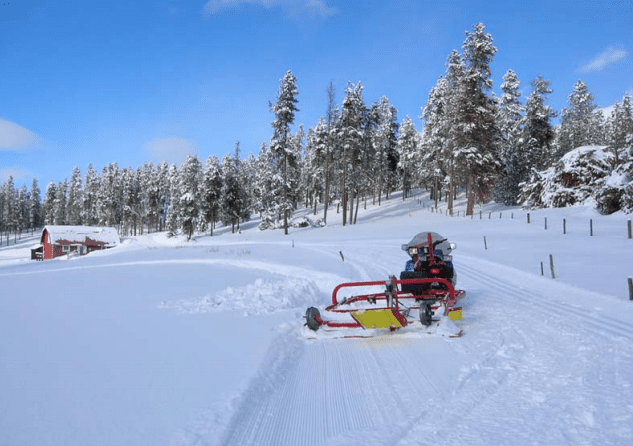 how-to-get-your-snow-groomer-unstuck-from-snow-step-4